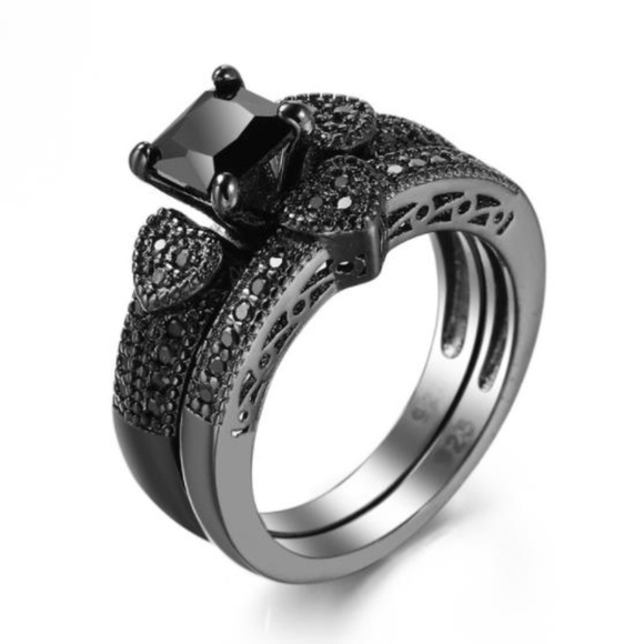 Jewelry - NEW Princess Cut Black Sapphire 925 Silver Ring C